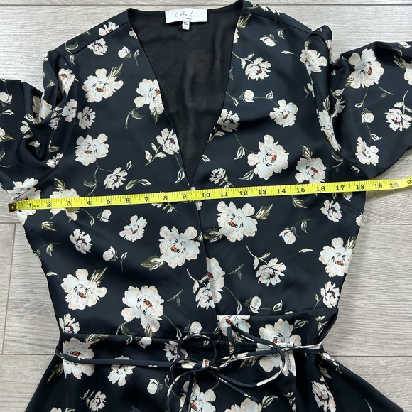 L'academie The Eliot Floral Wrap Blouse Top - Picture 11 of 13